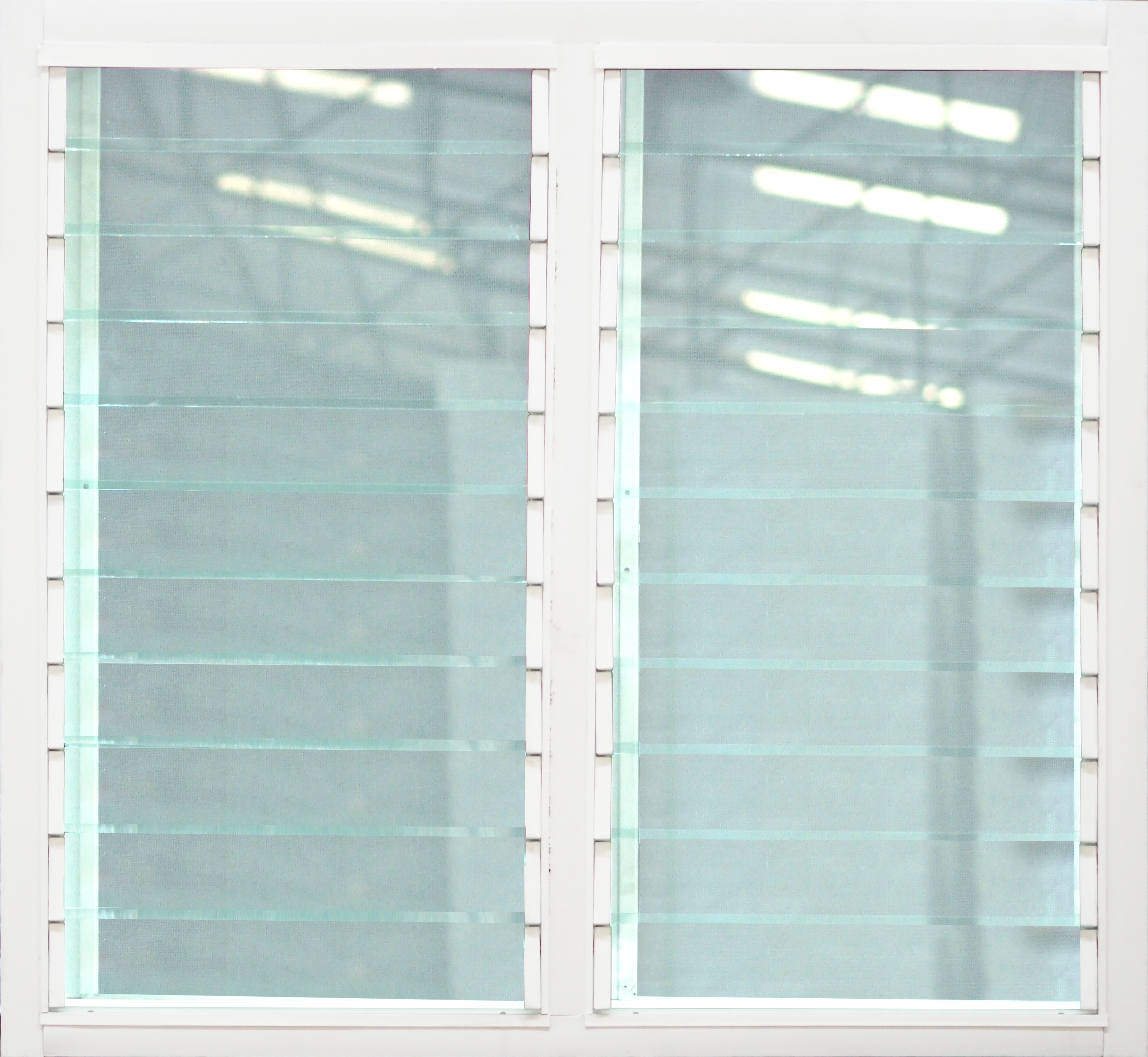 หน้าต่างบานเกล็ด 2ช่อง อลูมิเนียมสีอบขาว+กระจกใสเขียว+มุ้ง 120ซม.*110ซม.